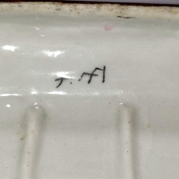 Vintage 40s Asian Art Porcelain Trinket Box Lidded Handle Floral Butterfly - Picture 8 of 13